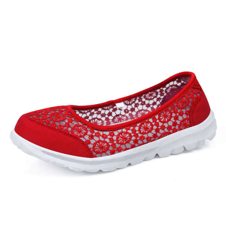 New%20Breathable%20Hollow%20Lace%20Mesh%20Non%20slip%20Elderly%20Flat%20Bottom%20Mom%20Women's%20Shoes,%20Lazy%20Shoes%20-%20Image%206