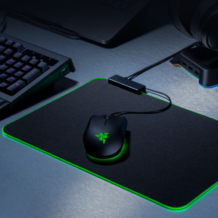 Razer%20Abyssus%20Essential%20Optical%20Gaming%20Mouse%20w/True%207200%20DPI%20Optical%20Sensor/3%20Hyperesponse%20Buttons%20Powered%20by%20Razer%20Chroma%20Ambidextrous%20Ergonomic%20Wired%20Computer%20Mice%20for%20Windows%20PC%20Gamers%20-%20Image%208