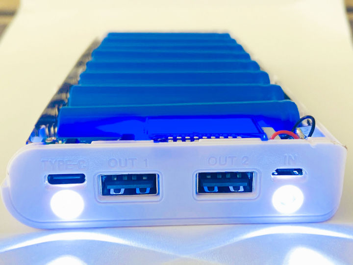 DIY%20Power%20Bank%20Case%20For%208pcs%2018650%20Battery%20with%20Type-C%20Port%20&%20LCD%20Display%20(Only%20Case%20without%20Battery)%20-%20Image%2010