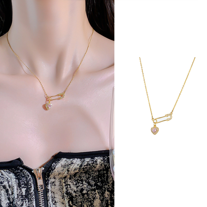 New 2024 Exquisite Crystal Safety Pin Love Heart Pendant Necklace Titanium Steel Gold Metal Necklace for Women Fashion Accessories Gifts