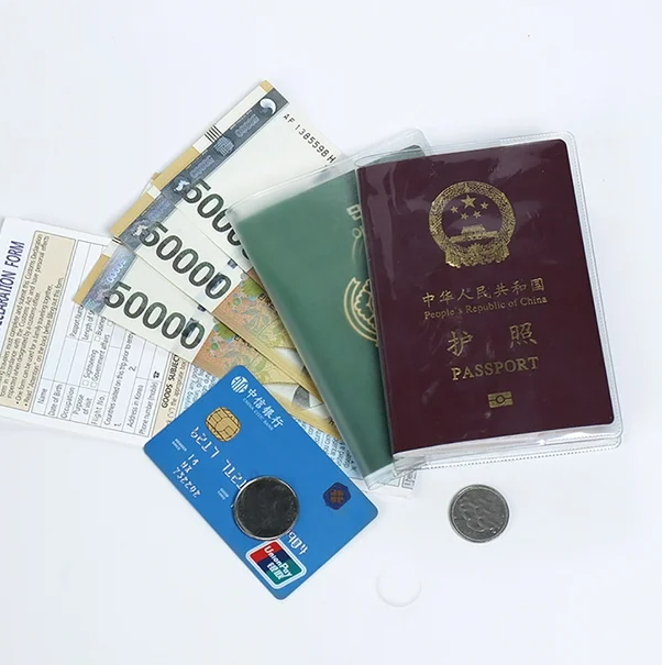 Passport%20Cover%20Clear%20Plastic%20Passport%20Protector%20Case%20Passport-%201%20Pcs%20-%20Image%203