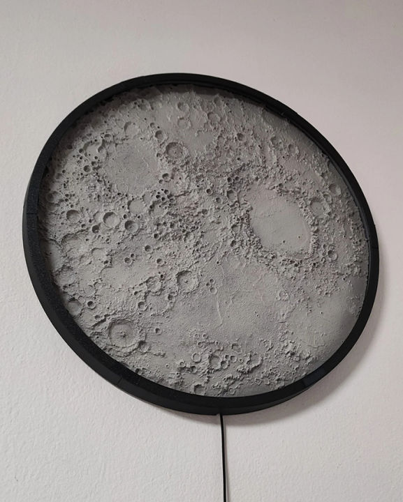 3D%20Printed%20Illuminated%20Moon%20Wall%20Lamp%20with%20Realistic%20Lunar%20Surface%20Data,%20COB%20LED%20Backlight,%20Light-Sealed%20Frame,%20and%20Custom%20Sizes%20(10-Inch%20&%2020-Inch)%20for%20Modern%20Home%20Decor%20and%20Ambient%20Lighting%20-%20Image%207
