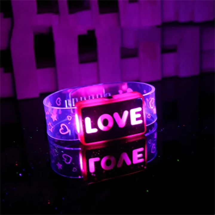 LED%20Bracelet%20Glow%20Light%20Up%20Bracelets%20Flashing%20Wristband%20Glowing%20Bangle%20LED%20Flash%20Wristbands%20-%20Image%204