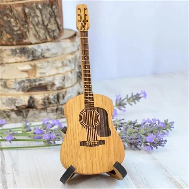 Wooden%20Guitar%20Shaped%20Guitar%20Picks%20Holder%20Wooden%20Pick%20Box%20with%20Stand,%20Vintage%20Guitar%20Case%20for%20Selection%20-%20Image%204