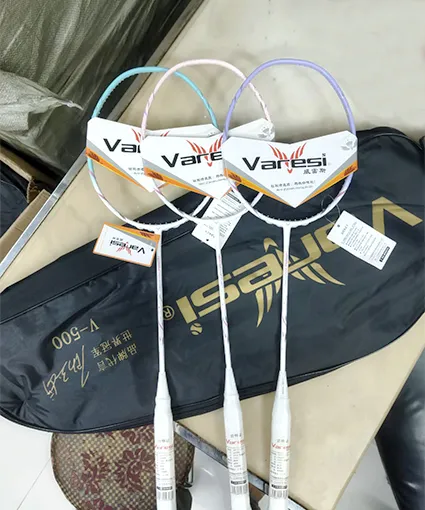 Professional%20Badminton%20Racket%20Bat%20Varesi%20China%20Imported%20full%20Carbon%20Racket%20bat%20-%20Image%204