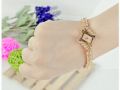 Analog stylish elegant watch for women - Rose gold.
