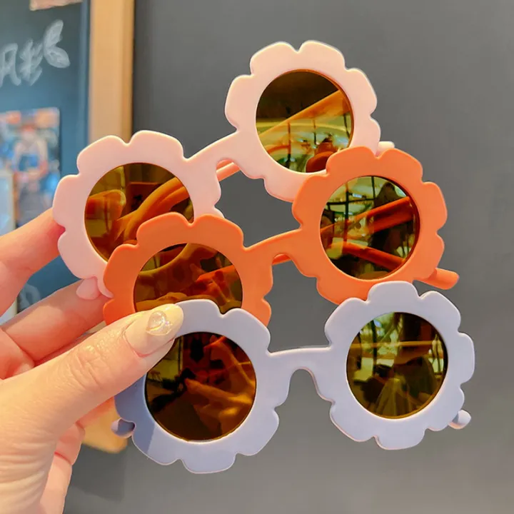 Cute%20Sun%20Flower%20Round%20Cute%20Kids%20Sunglasses%20Uv400%20Boy%20Girls%20Toddler%20Lovely%20Baby%20Flowers%20Style%20Girls%20Outdoor%20Children%20Sunglasses%20-%20Image%202