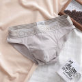 Men's Breathable Wide-brimmed Youth Briefs. 