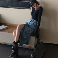 IELGY V-neck slim bottoming shirt women retro Hong Kong style tie long-sleeved T-shirt top.