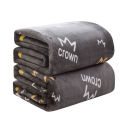 Thickened office air conditioning blankets, nap blankets, coral velvet small blankets, bed sheets, cover blankets, gifts, flannel blankets, quilts.