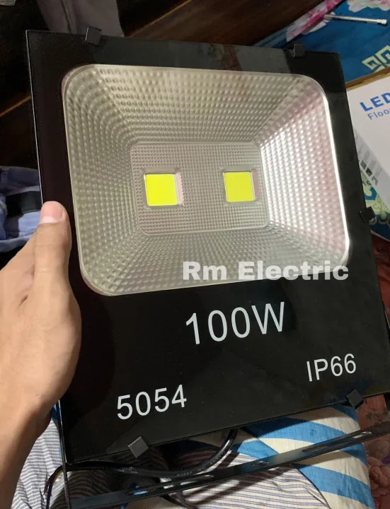 Floodlight%20100w%20Halogen%20Led%20Light%20100watt%20Water%20Proof%20Double%20Big%20Size%20(5054%20Model)%20COB%20Chip%20LED%20Halogen%20Outdoor%20And%20Security%20Led%20Light%20Water%20Proof%20-%20Image%205