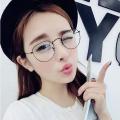 Round Fashion Sunglass For Men or Woman. 