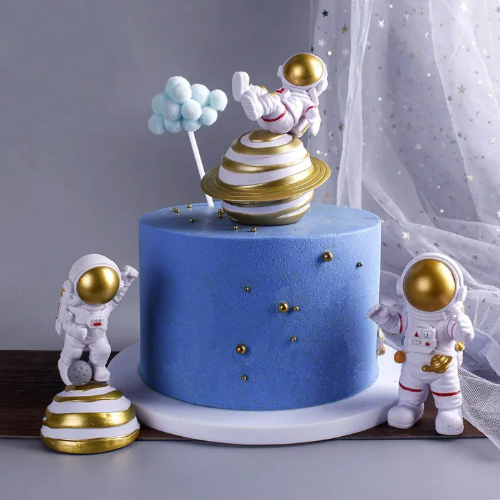 3Pcs%20PVC%20Astronaut%20Statue%20Spaceman%20Figurine%20Action%20Figure%20for%20Shelf%20Bedroom%20Kids%20Gift%20-%20Image%206