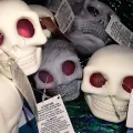 Halloween Squeeze Toys Skull Stress Ball Halloween Squishy Toys Skeleton Head Ugly Cute Bursting Eyes Wacky Creations Kid Toys. 