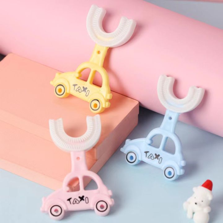 Silicone%20Baby%20Tooth%20Cleaner%20Brush%20Teether%20Brushes%20Oral%20U%20Shape%20Silicone%20Soft%20Head%20360%20Degree%20Deep%20Cleaning%20Brush%20-%20Image%204