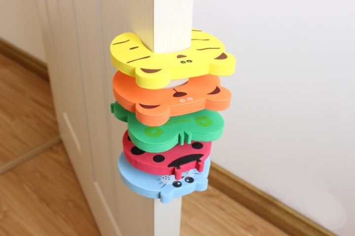 （NEW）5Pcs OF Lot Safety Gate Products Newborn Care Cabinet Locks Straps Animal Baby Security Door Card Protection Tools Baby Saftey