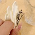 White Camellia Rose Hairpins Retro Brooch Flower Disc Hairclips Fabric Hair Clow Wedding Hair Bow Headwear Fashion Accessories.