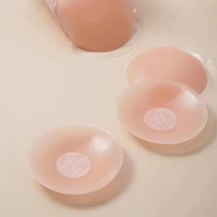 Silicone%20Nipple%20Shield%20Stickers%20for%20Breastfeeding,%20Comfort%20Fit,%20Easy%20to%20Apply,%20Made%20in%20USA%20-%20Image%205