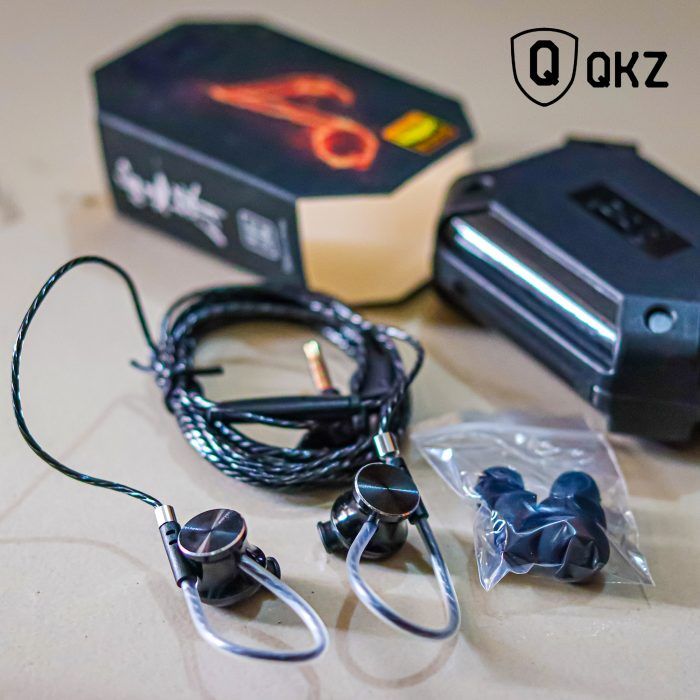 QKZ DM10 HiFi Earphone In Ear Earphones