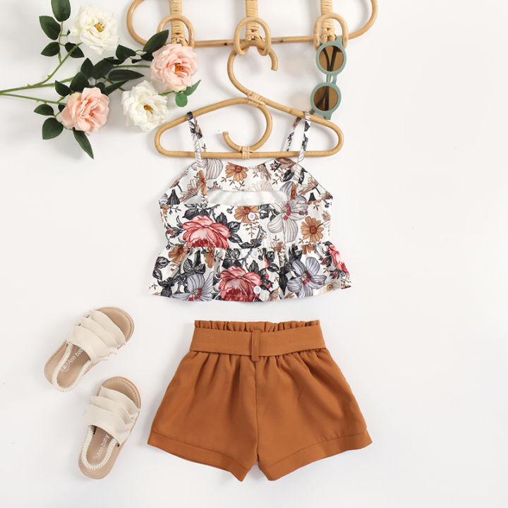 Kid%20Girl%20Short%20Pants%20Outfits,%20Floral%20Printed%20Ruffles%20Hem%20Sling%20Tops+%20Elastic%20Solid%20Color%20Shorts%20Simple%20Style%20Set%20-%20Image%203