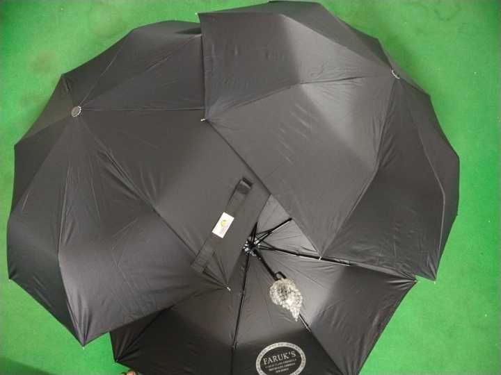 Black%20Umbrella,%208%20Ribs%20Semi%20Auto,%20Black%20Fabric,%20Wind%20and%20Rain%20Proof%20(Heavy-duty,%20three-folding,%20dual-purpose%20umbrella%20designed%20for%20rain%20and%20sun%20protection)%20-%20Image%202