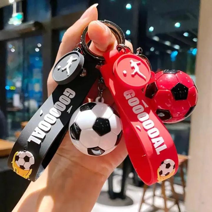 Sports Football Keychains 3D Metal Sports Keychain Car Bag Ornaments Keyring For Men Women Gifts Sport Key Chain Party Favo V1K7