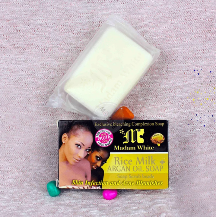 Madam%20White%20Rice%20Milk%20+%20Argan%20Oil%20Whitening%20Soap%20160g%20-%20Image%206