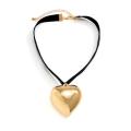 Heart Pendant Necklace Female Fashion Love Choker Necklace Collar Women Heart Choker Necklaces. 