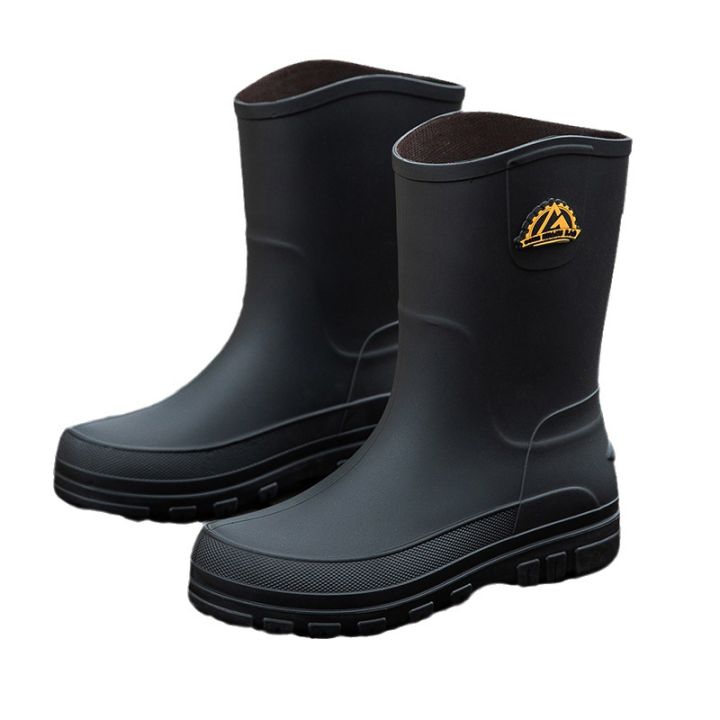 New%20men's%20waterproof%20shoes,%20rain%20boots,%20non-slip%20rain%20boots,%20medium%20fashion%20rubber%20shoes,%20Korean%20version%20of%20the%20foot,%20casual%20wholesale%20cross-border%20-%20Image%205