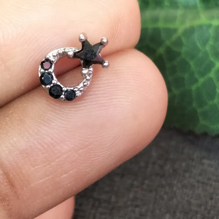 new%20black%20Stone%20flower%20design%20small%20Nose%20Pin.%20It's%20for%20Women%20and%20girls,%20New%20Model,%20Trendy%20e%20Design%20,%20L%20Shape%20Nosering,%20Nose%20Ring%20-%20Nose%20Pin%20-%20Nose%20Pin%20-%20Nosin%20nak%20ful%20-%20Image%205