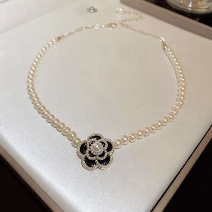 Elegant%20Fashion%20Rose%20Pearl%20Bead%20Necklace%20for%20Women%20Temperament%20Flower%20Versatile%20Clavicle%20Chain%20Necklace%20Women's%20Jewelry%20Gift%20-%20Image%206