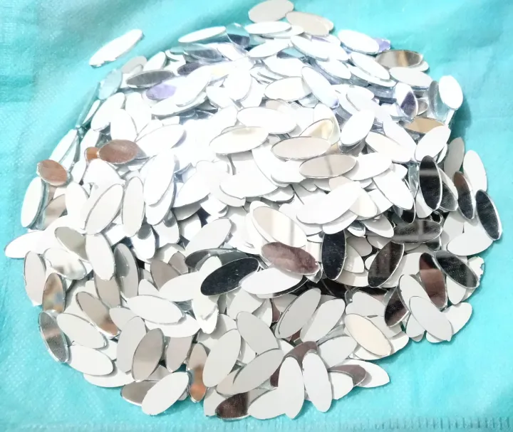 20x8mm%20Oval%20Shape%20Glass%20Craft%20Mirrors%20%E2%80%93%20High%20Quality%20Small%20Mirrors%20for%20Lippan%20Art,%20Embroidery,%20Jewellery%20Making%20&%20Mosaic%20Art%20-%20Image%204