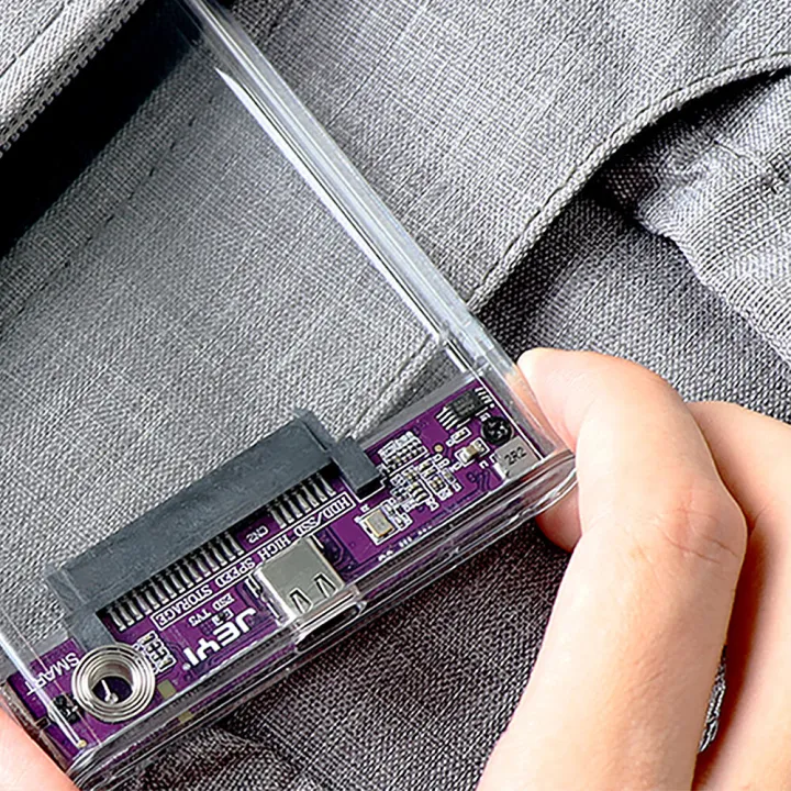 Clear%20encapsulation%20of%20USB%2010Gbps%20hard%20drive%20housing%20-%20Image%204