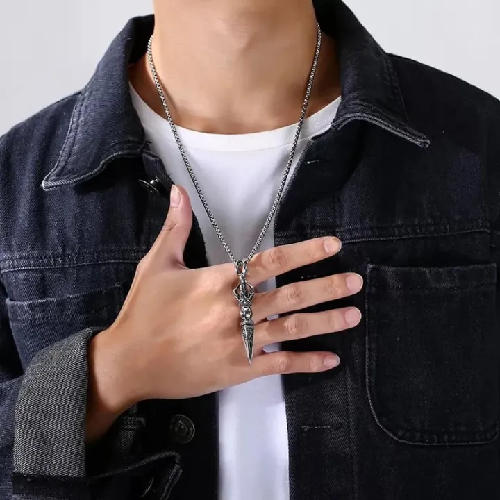 Ensemble%20Yourself%20-%20Highly%20Sustainable%20-%20Dagger%20Simple%20Vertical%20Bar%20Pendant%20Necklaces%20for%20Men%20-%20Durabilty%20Assured%20-%20Well%20Inspired%20&%20Crafted%20-%20Image%204