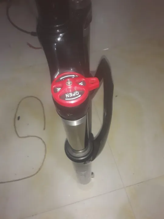 26%20inch%20aluminium%20alloy%20Mountain%20Bike%20Bicycle%20Fork%20Suspension%20Fork%20-%20Image%204