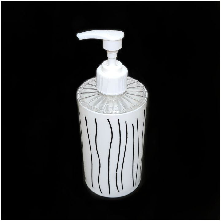 Enchanting%20-%20(1%20Pcs)%20Hand%20Wash%20Liquid%20Plastic%20Jar%20250%20ml%20-%20Bathroom%20Soap%20Dispenser%20HandWash%20Refile%20Bottle%20-%20Exceptionally%20beautiful%20and%20finely%20crafted%20-%20Image%206