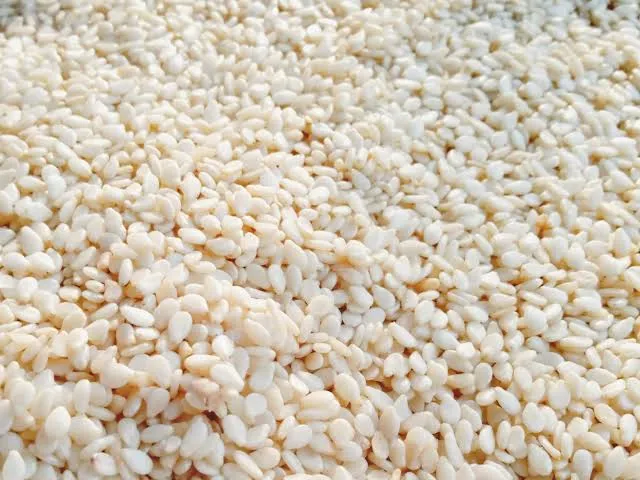 Sesame%20Seeds%20Sada%20teel%20White%20Sesame%20-%201%20kg%20-%20Image%204
