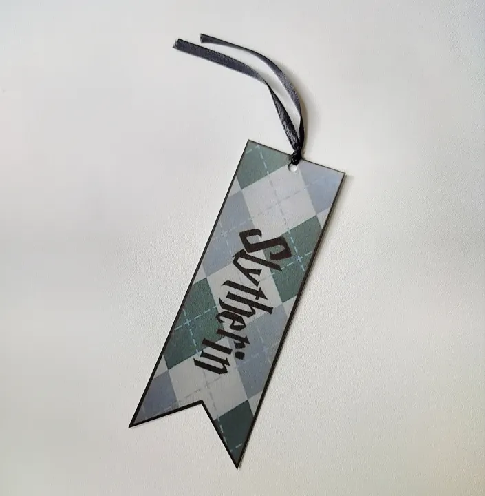 Slytherin%20Bookmark%20(7"/2.45"%20size,%20hard%20paper)%20-%20Image%203