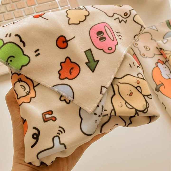 Magic%20Cosmetic%20Bag%20Self-adhesive%20Magic%20Cloth%20Lazy%20Make%20Up%20Storage%20Bag%20Portable%20Cosmetic%20Organizer%20Magic%20Cloth%20Make%20Up%20Organizer%20Luyo%20-%20Image%205