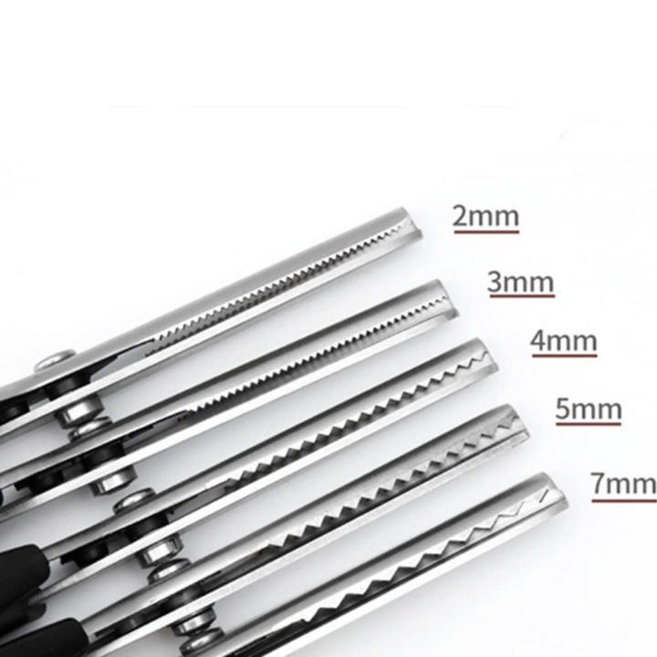 Stainless%20Steel%20Pinking%20Shears%20Precision%20Cutting%20Professional%20Sharpened%20Dressmaking%20Ergonomic%20Handle%20Heavy-Duty%20Tailor%20Shears%20-%20Image%206