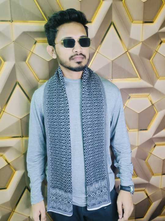 Winter%20Muffler%20New%20Viral%20Men%20And%20Women'%20Woolen%20muffler%20-%20Image%203