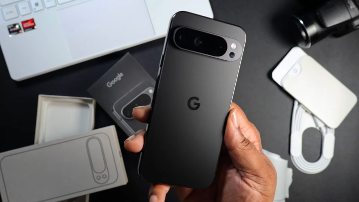 Google%20Pixel%209%20Pro%20XL%20(16GB%20RAM,%20128GB%20ROM)%20-%20Obsidian%20-%206.8"%20Super%20Actua%20Display%20-%205G%20Android%20Smartphone%20(Official%20Warranty)%20-%20Image%204