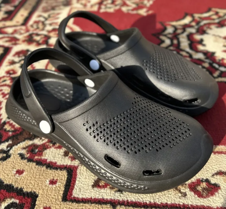 Mens%20Classical%20Trendy%20Crocs%20Eva%20Comfortable%20Lightweight%20Clogs%20Sandals%20Shoes%20-%20Image%2010