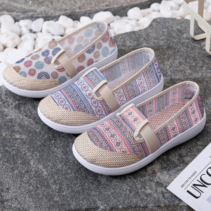 Summer%20Old%20Beijing%20Cloth%20Shoes%20Female%20Tennis%20Shoes2023Year-on-Year%20Hot%20Mom%20Shoes%20Soft%20Bottom%20Lightweight%20Women's%20Sandals%20Casual%20Shoes%20for%20Women%20-%20Image%203