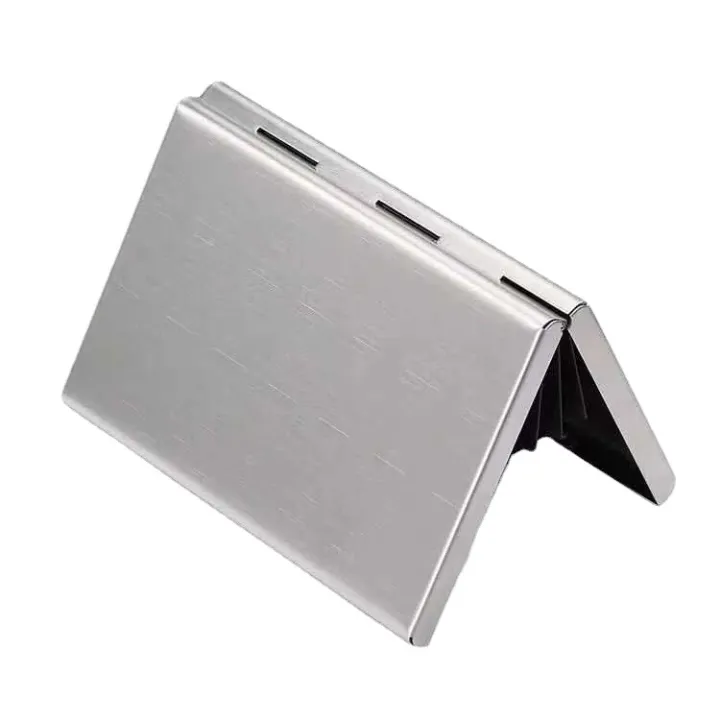 Metal%20Card%20Holder%20Wallet,Ultra%20Thin%20Stainless%20Steel%20Metal%20Wallets%20RFID%20Blocking%20Credit%20Card%20Wallet%20Holder,%20Black%20%20and%20Silver%20-%20Image%204