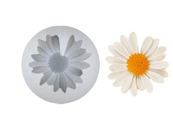 Silicone%20Daisy%20Candle%20Mold%20%E2%80%93%20Sunflower%20Flower%20Mold%20for%20Candle,%20Soap,%20Resin,%20Chocolate%20&%20DIY%20Craft%20-%20Image%204