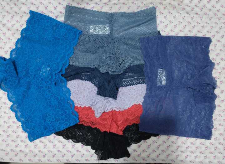 2 Pices Smooth and stretchy lace Panties for Women