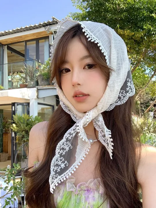French%20White%20Rustic%20Style%20Head%20Scarf%20Lace%20Triangle%20Scarf%20Hair%20Band%20French%20Wrap%20Head%20Summer%20Sunscreen%20Thin%20Section%20Head%20Scarf%20Breathable%20Versatile%20Fashion%20Fluttering%20Ribbon%20Silk%20Scarf%20-%20Image%204