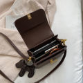 Korean version small square bag niche vintage crossbody bag bag women's 2023 new texture fashion fashion commuter shoulder bag. 