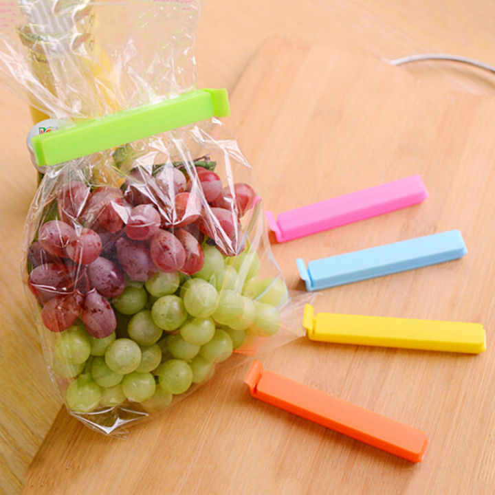Food%20Seal%20Clip%20For%20Keeping%20Food%20Fresh%204%20PCS%20-%20Image%2010